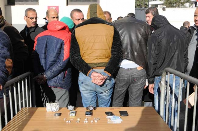 أمن الدار البيضاء يعتقل عصابتين إجراميتن بتهمة السرقة الموصوفة