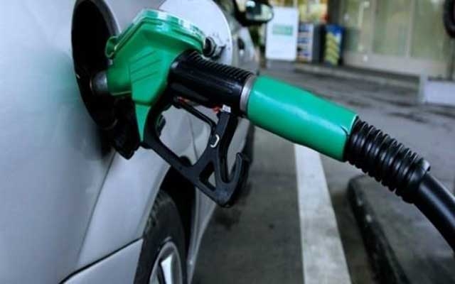 انخفاض أسعار الغازوال والبنزين على التوالي ابتداء من فاتح أكتوبر 2015