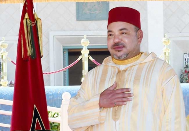 الملك محمد السادس يحل بقطر في زيارة عمل وأخوة