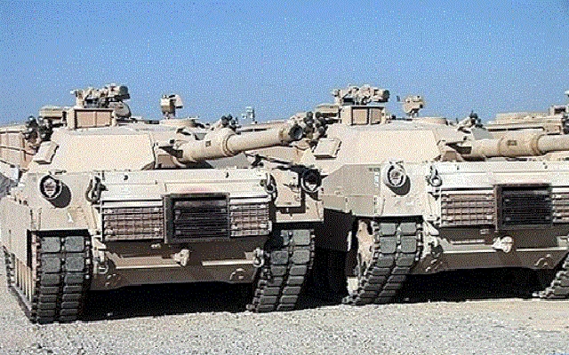 القوات المسلحة الملكية تتسلم أولى دبابات "أبرامز" الأمريكية