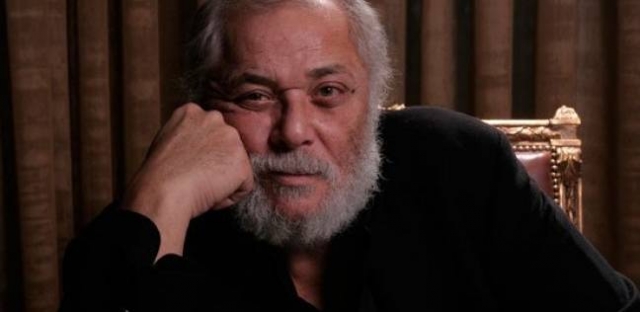 وفاة الفنان  المصري محمود عبد العزيز