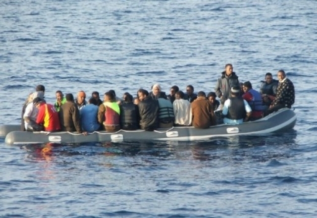 ما سبب موجة الهجرة السرية المفاجئة من الجزائر لأوروبا؟
