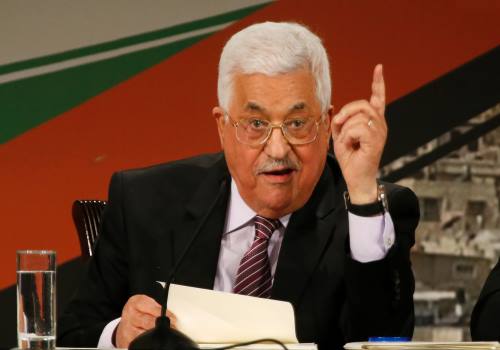 محمود عباس يعلن عن حداد وطني في فلسطين