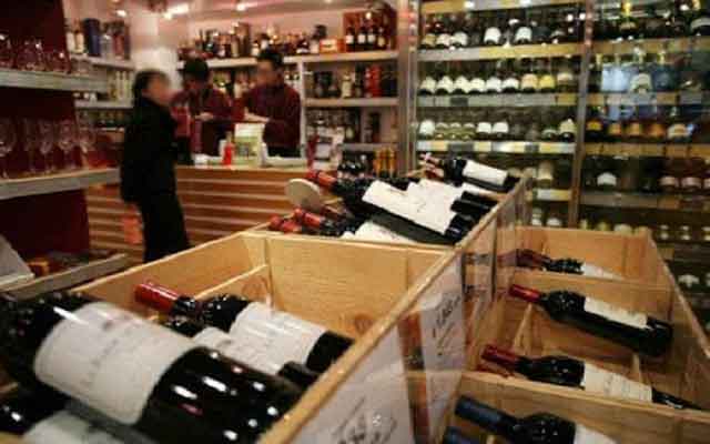 فيروس كورونا يعجل بإغلاق محلات بيع الخمور بمراكش