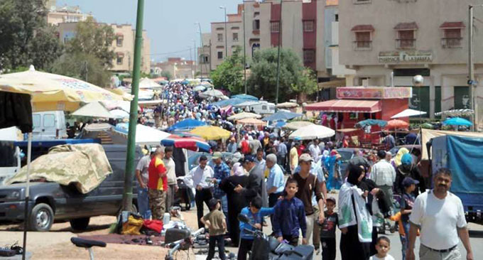 السوق الأسبوعي "خميس بوزنيقة... اختناق مروري بات يفرض تنقيله لوجهة أخرى