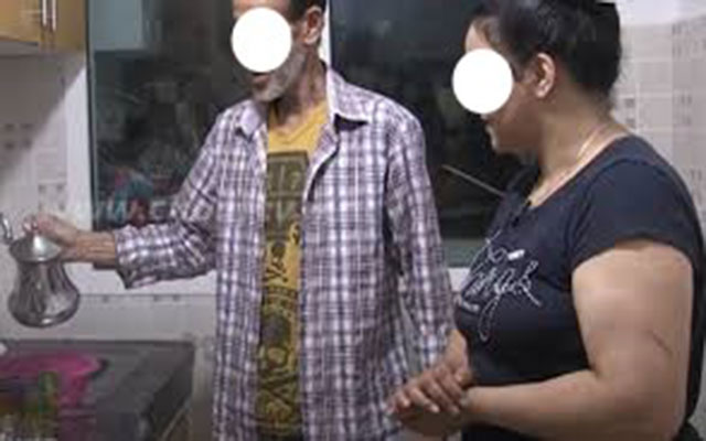 اعتقال  اليوتوبرز "فتيحة روتيني اليويمي" التي طعنها زوجها في المؤخرة