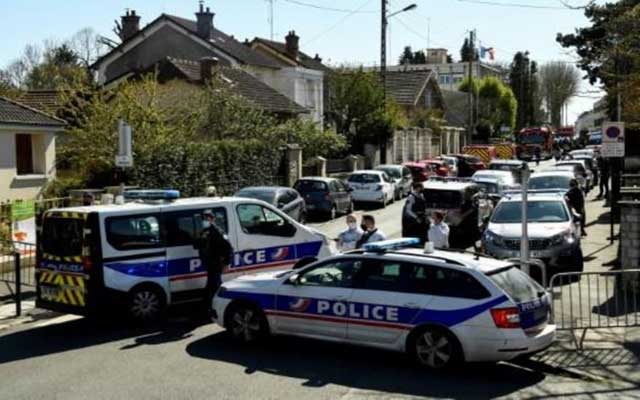 فرنسا: توقيف 3 أشخاص على ذمة التحقيق بعد مقتل شرطية في رامبوييه