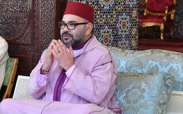 أمير المؤمنين يأمر بإعادة فتح المساجد المغلقة تدريجيا