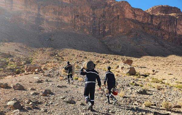 عامل ميدلت ينقذ شخصا ظل عالقا بجبل سدور، اقرأ التفاصيل..