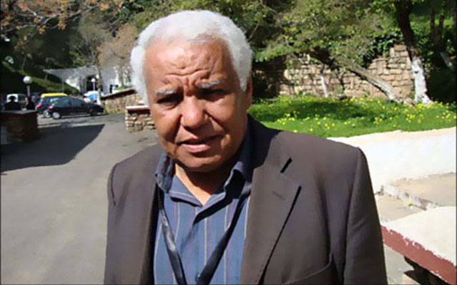 اعتقال الأستاذ الجامعي الجزائري الشهير بمقولة "يوجد رئيس تحرير واحد مقره في بن عكنون"