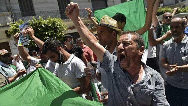 جزائريو جنيف ينددون بالقمع المتزايد من قبل نظام متهالك في بلادهم