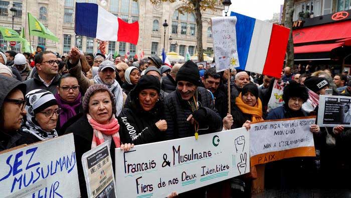 لجنة حقوق الإنسان بفرنسا تحذر من ارتفاع الاعتداءات العنصرية ضد الأجانب