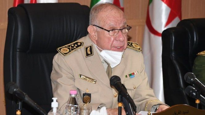 الماضي الأسود للجنرال الجزائري شنقريحة المليء بجرائم حرب (مع فيديو)