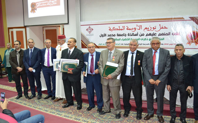 جامعة محمد الأول بوجدة تقيم حفل تسليم أوسمة ملكية لفائدة 6 أساتذة