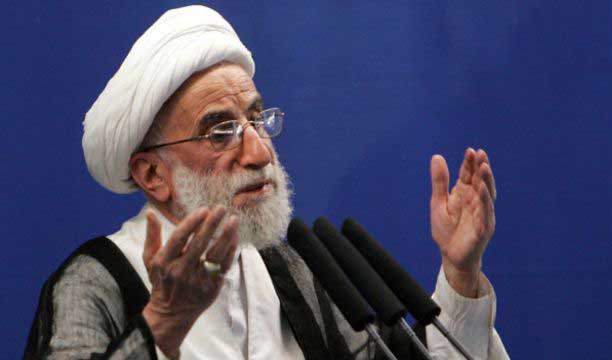 "منصب حتى الموت".. هوس السلطة يحاصر متشددا إيرانيا في سن يقارب المائة