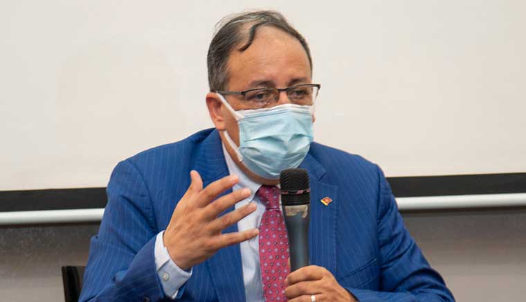 البروفيسور عفيف يحذر المغاربة من التراخي والعودة إلى الحجر الصحي الشامل
