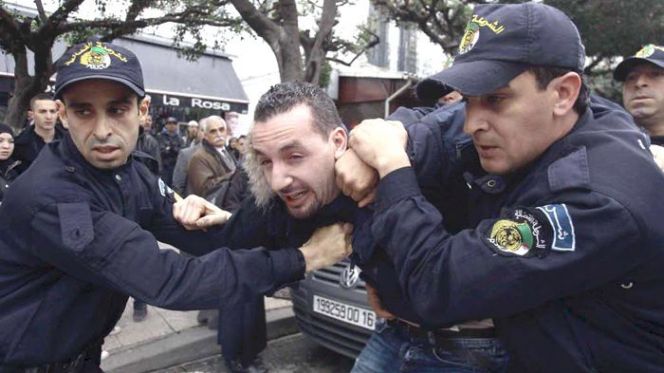 نقابة المحامين بإيطاليا تندد بـ "همجية" النظام الجزائري في انتهاكه لحقوق الانسان