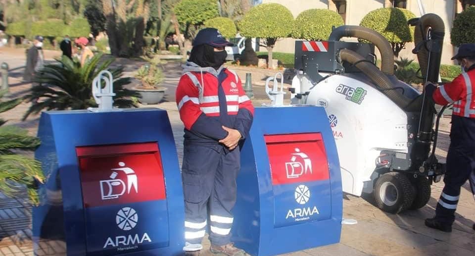 عمال النظافة بمراكش يشهرون ورقة الاحتجاج بسبب هذه القضايا