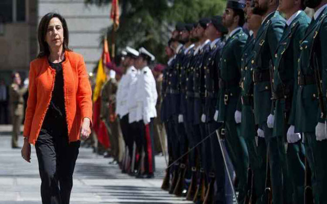 حزبان إسبانيان يطالبان بإقالة وزيرة الدفاع
