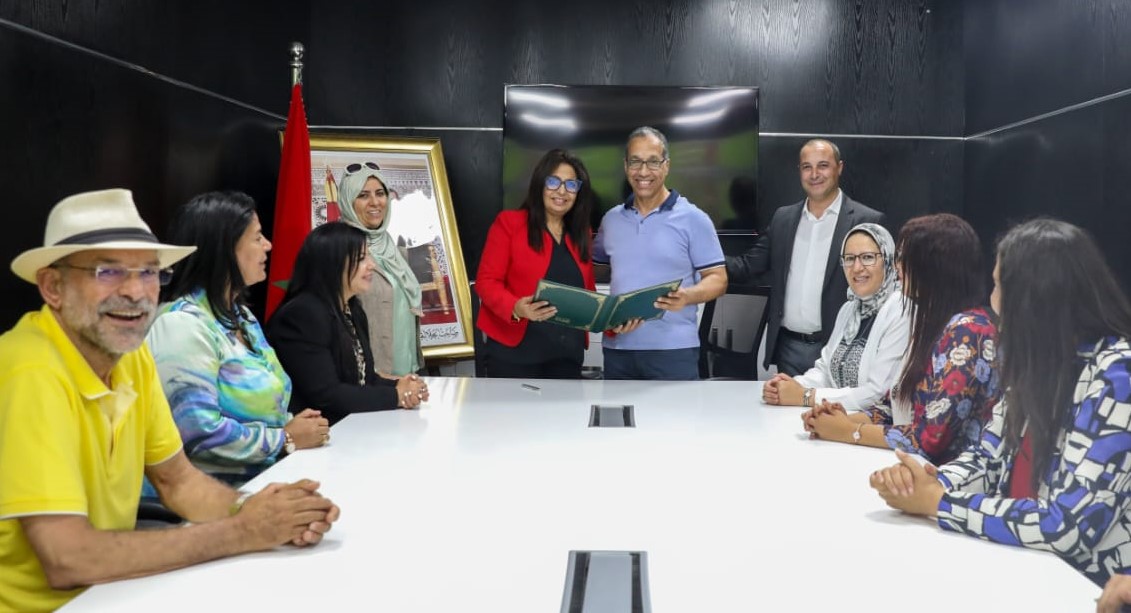 بمشاركة مثقفين وباحثين.. رابطة الكاتبات والمعهد السمعي البصري يقاربان "الأدب النسائي"