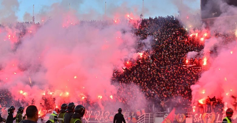 غرامات في حق فرق مغربية بسبب الشهب الاصطناعية