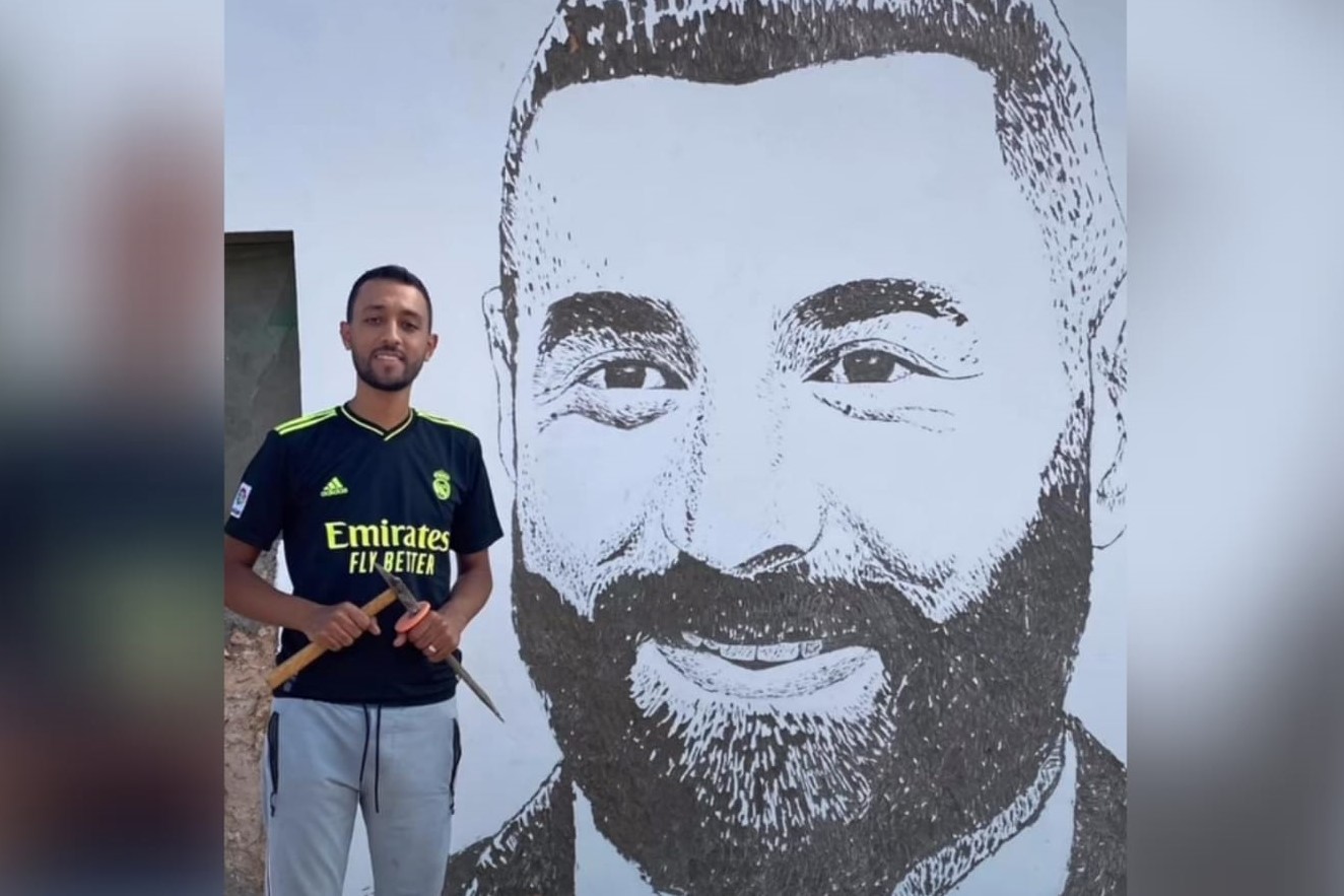 صفحات ريال مدريد تتزين بإسم رسام مغربي (مع فيديو)