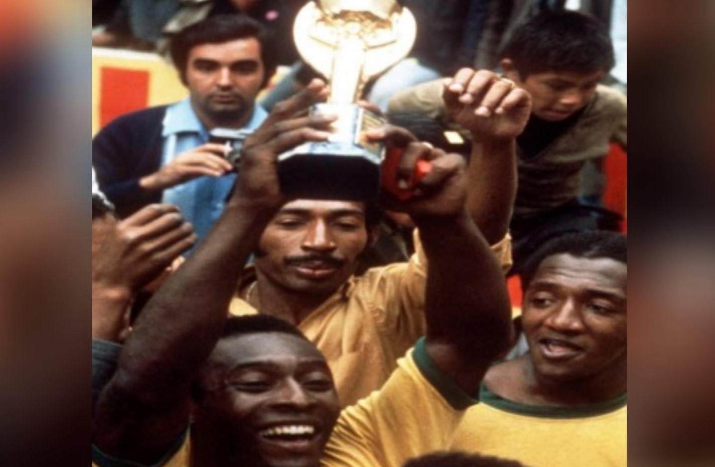 من ذاكرة كأس العالم لكرة القدم: كأس 1966و1970 (4)