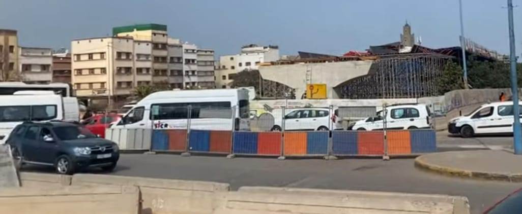 تأخر إنجاز قنطرة شارع محمد السادس يحاصر مقاطعة اسباتة بالبيضاء