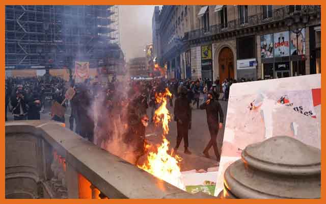 عنف واشتباكات بمظاهرات "مليونية" في فرنسا ضد مشروع ماكرون(مع فيديو)
