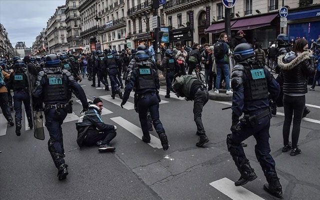 فرنسا.. 100 شكوى ضد التوقيف التعسفي في مظاهرات ضد إصلاح التقاعد