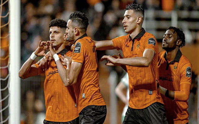 نهضة بركان يضمن العبور لربع كأس الكاف