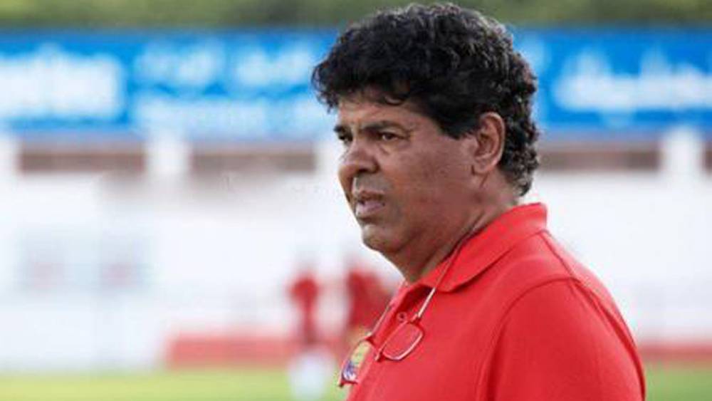 المدرب محمد سهيل يعود مجددا للبطولة الوطنية لكرة القدم