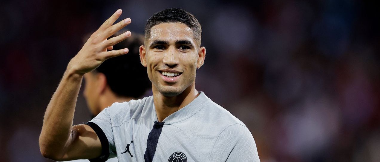 برشلونة يستهدف ضم 5 صفقات في الصيف.. بينهما حكيمي