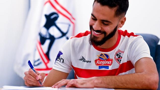 هذه حقيقة رحيل اللاعب محمود بنتايك عن الزمالك المصري