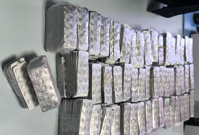 محاولة تهريب 30 ألف قرص طبي مخدر في تطوان تُسقط المشتبه فيه
