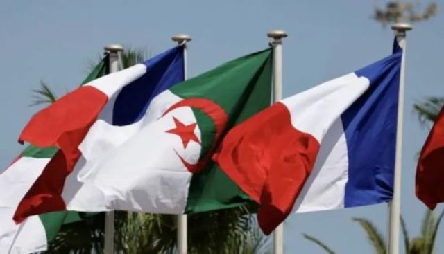 تصعيد جديد.. البرلمان الفرنسي يقرر إلغاء اتفاقية الهجرة مع الجزائر لعام 1968